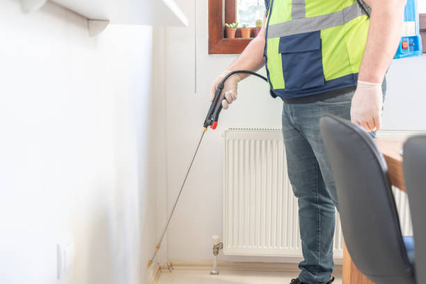 Best Commercial Pest Control Services  in Woodburn, OR